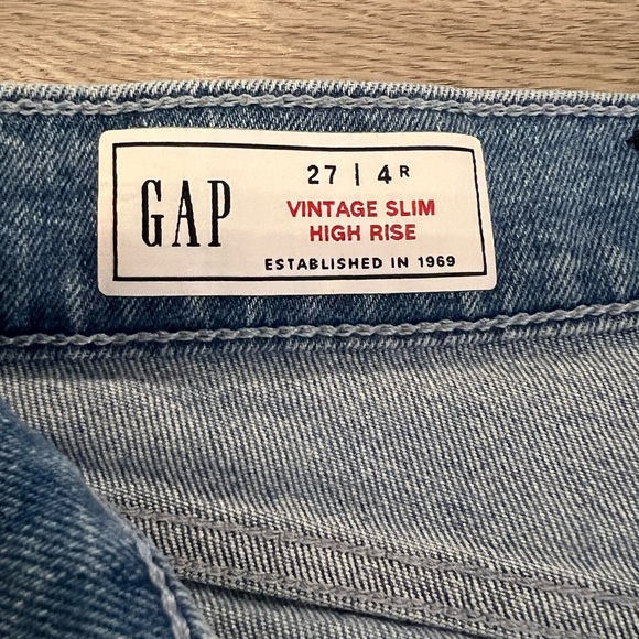 Gap Vintage Slim High Rise Jeans - Picture 9 of 13